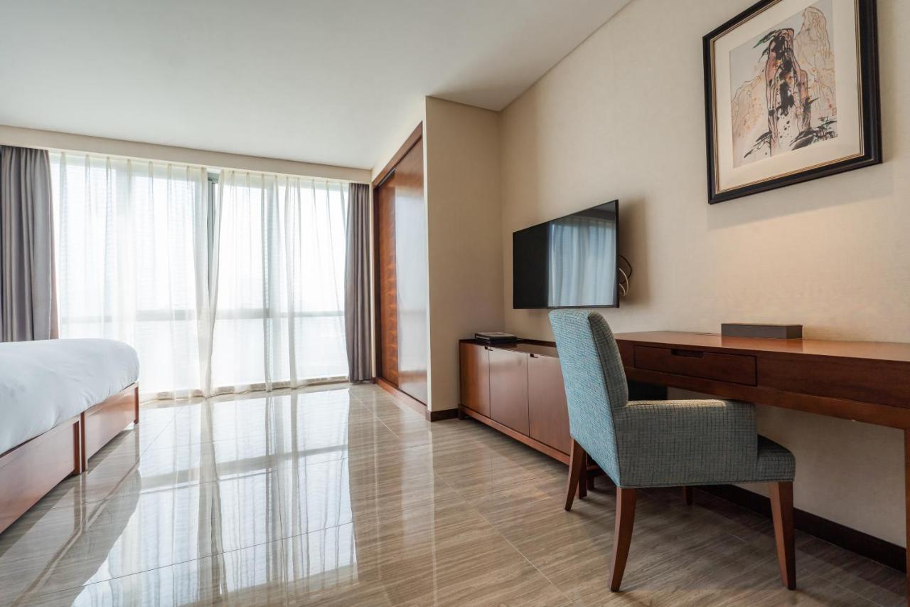 Oakwood Hotel & Residence Suzhou Сучжоу Экстерьер фото