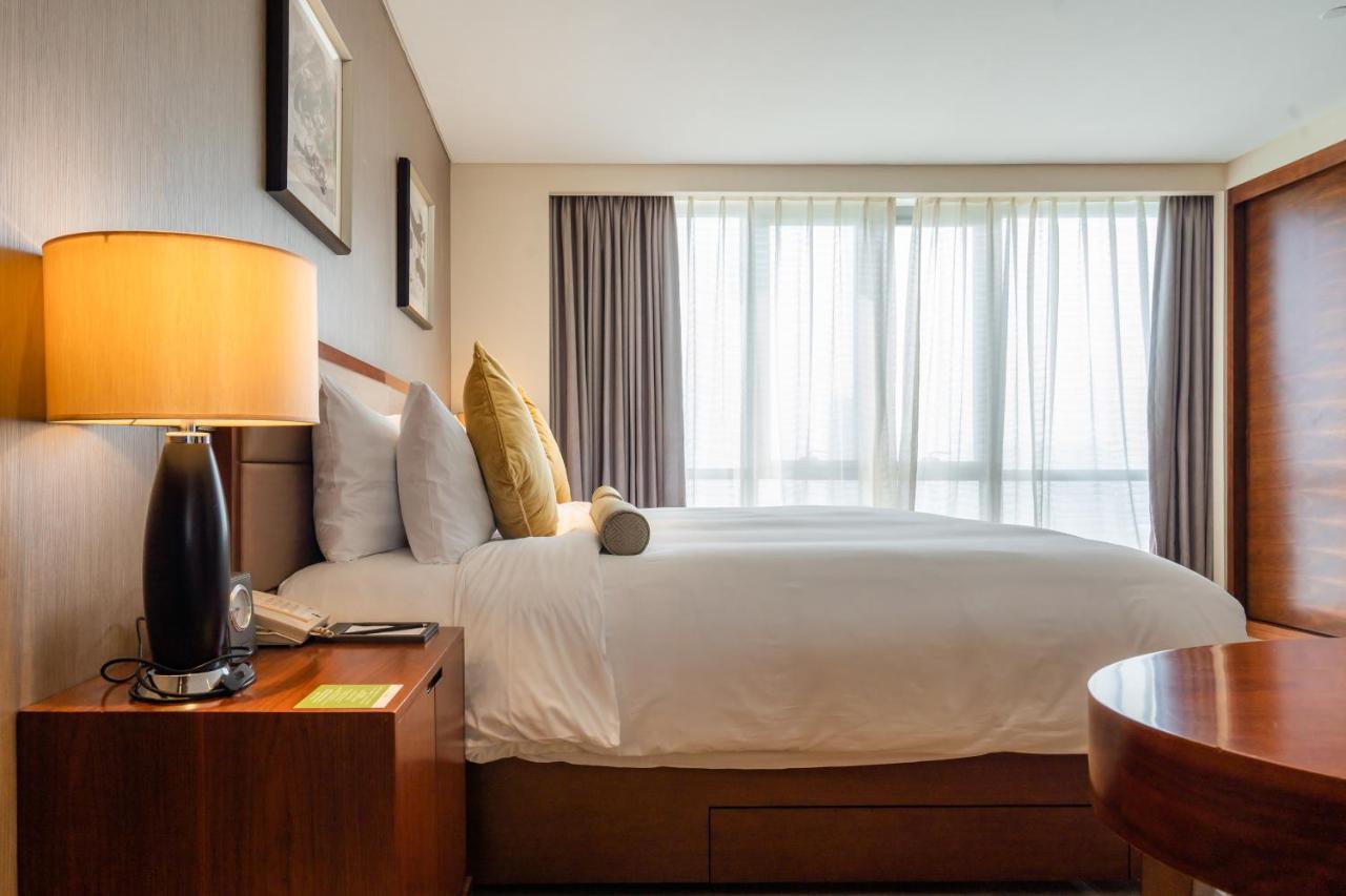 Oakwood Hotel & Residence Suzhou Сучжоу Экстерьер фото